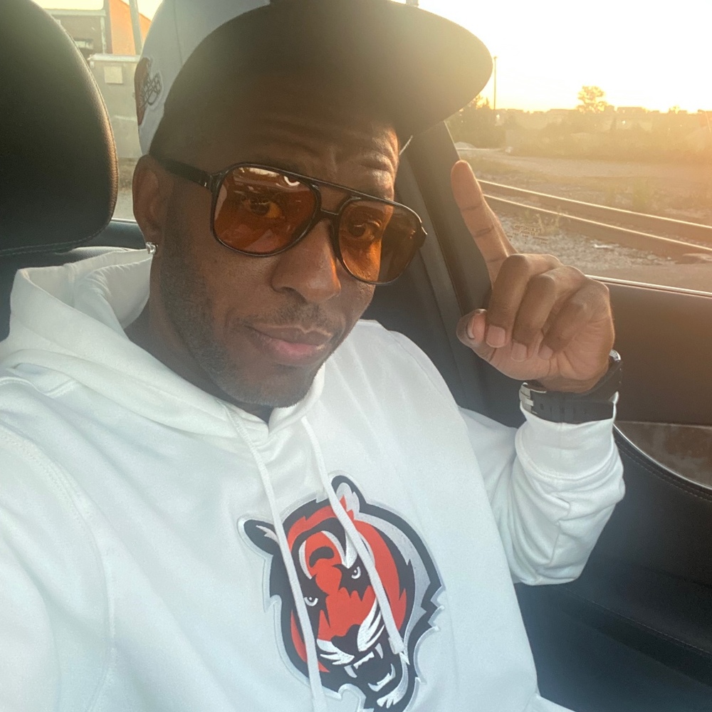 Meet your Posher, Posh